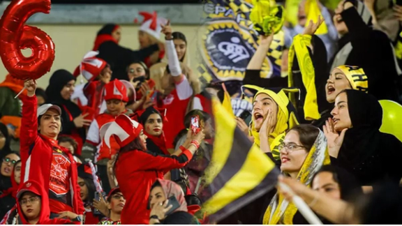 صحيفة إيرانية: إقامة المباريات بحضور جمهور نسائي فقط "إهانة للنساء"