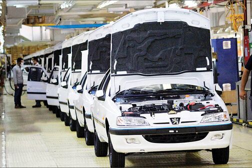 شورای رقابت به خودروسازان اجازه داد خودروهای مازاد را با قیمت بالاتر ارائه کنند