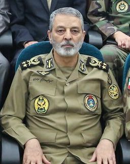 رییس ستاد کل نیروهای مسلح: سران آمریکا به التماس افتادند و تسلیم شدند