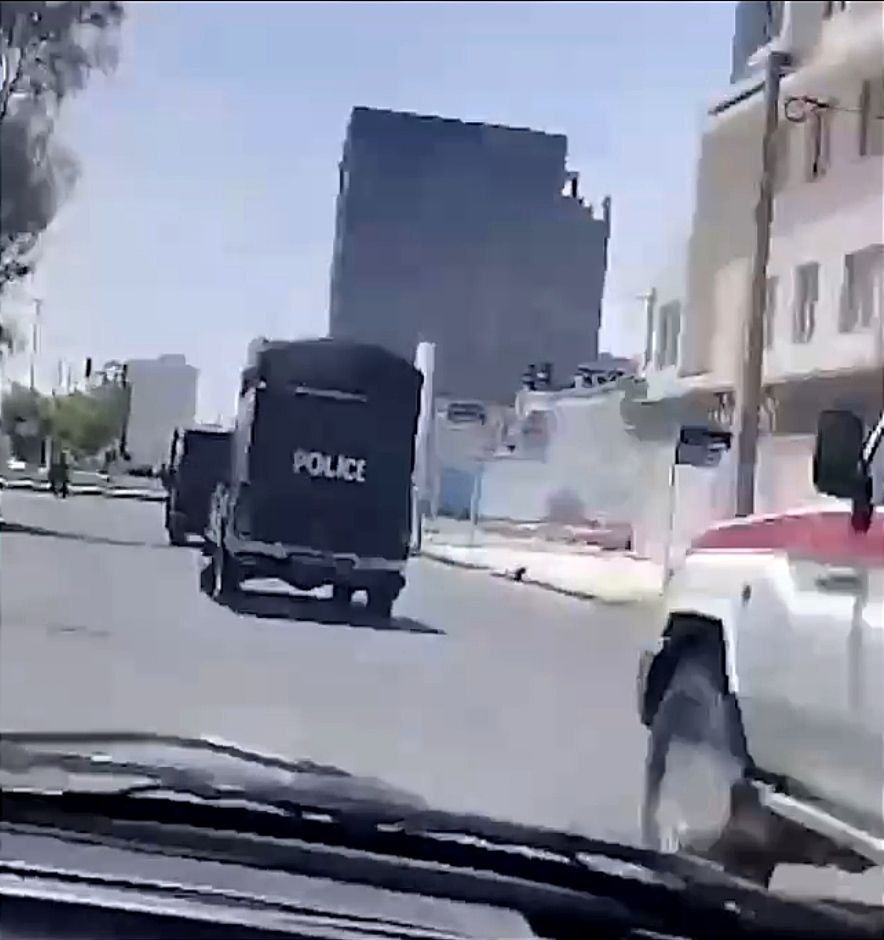 تشدید فشار بر معترضان زاهدان و حضور پرشمار عوامل حکومت در شهر؛ مولوی عبدالحمید خطبه نخواند