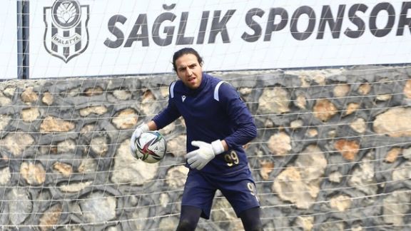 زلزله مهیب در جنوب شرق ترکیه؛ جسد «ایوپ تورکاسلان» دروازهبان تیم مالاتیا اسپور پیدا شد