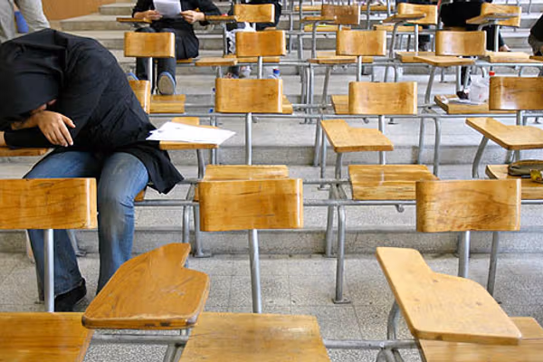 شرق: کاهش حضور دانشآموزان در مدارس بهدلیل ترس خانوادهها از ناامنی و بیثباتی