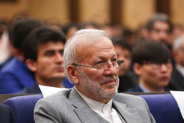 متکی، نماینده تهران: عربستان سعودی و امارات متحده عربی هم باید به ما غرامت بپردازند