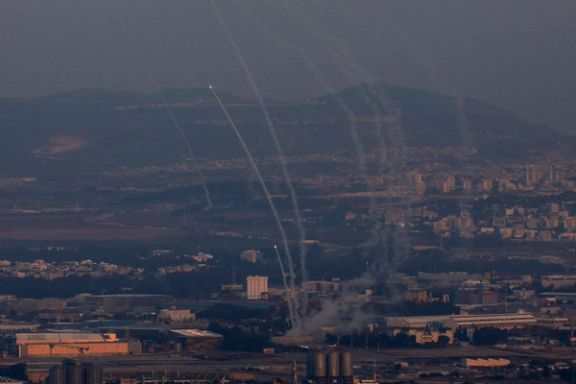 سامانه دفاعی گنبد آهنین در حال دفع حمله راکتی حزبالله، ۱۷ آبان