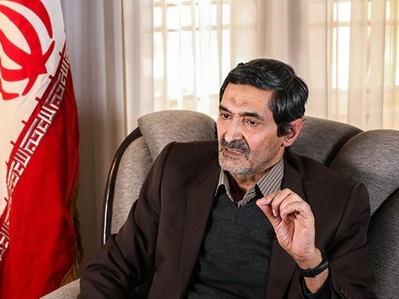 منوچهر منطقی، معاون وزارت صمت: مگر قیمت مرغ و گوشت ارزان میشود که خودرو ارزان شود