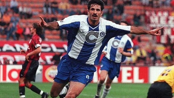 باشگاه هرتابرلین: بازیکن سابق ما بهدلیل حمایت از حقوق زنان نمیتواند از ایران خارج شود