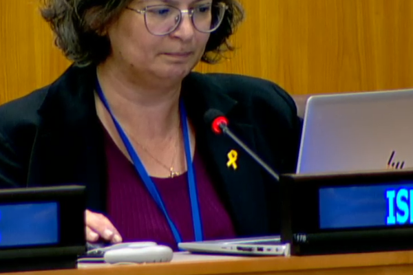 اسرائیل: تفاوت دموکراسی اسرائیل با جمهوری اسلامی که مردم خود را میکشد درک کنید