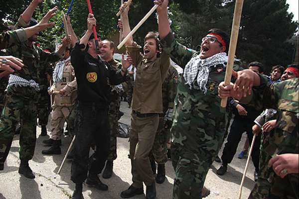 فرمانده کل سپاه: امروز توقع مردم از سپاه و بسیج بالا رفته است
