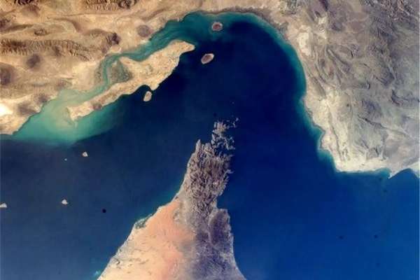 ترامپ از آغاز «پروژه آزادی» برای هدایت کشتیها از تنگه هرمز خبر داد