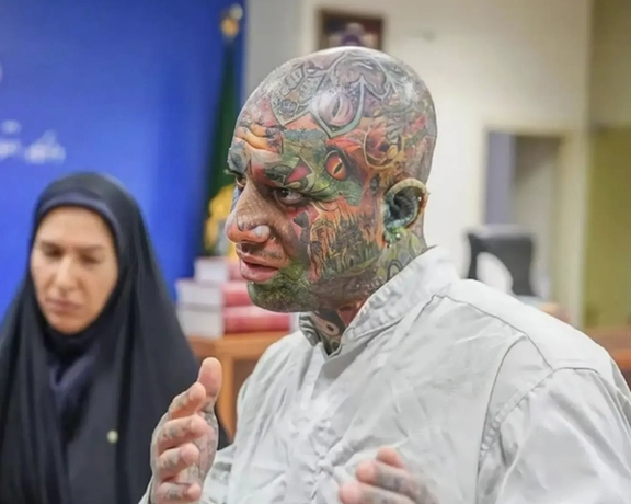 بعد أن سلّمته تركيا لطهران.. الحكم على مغني راب إيراني بالإعدام بتهمة "سب النبي"