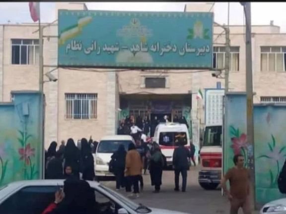 گزارشها از کشته شدن یک دانشآموز دختر در پی حمله لباس شخصیها به مدرسهای در اردبیل