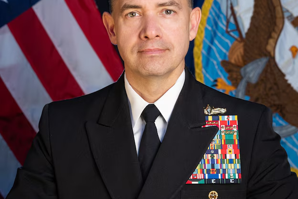 المرشح الجديد لترامب لقيادة "سنتكوم" من أشد المعارضين لإيران