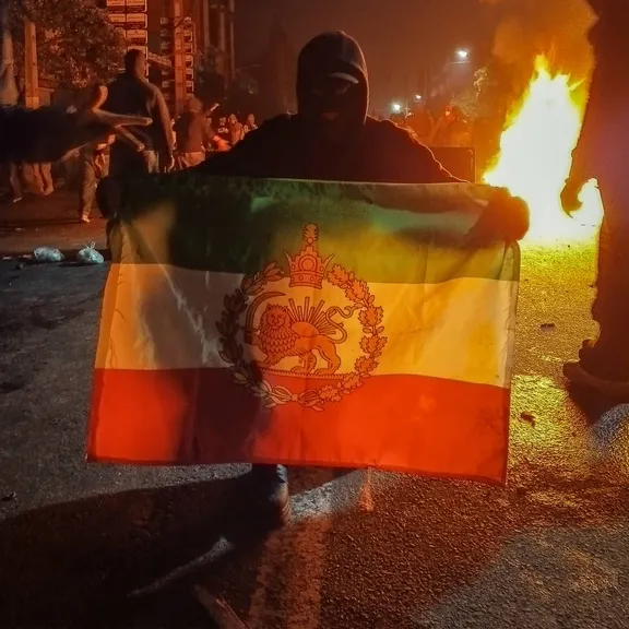 پیام مخاطب از کرج: ماموران فقط در یک کوچه از کرج سه معترض را کشتند