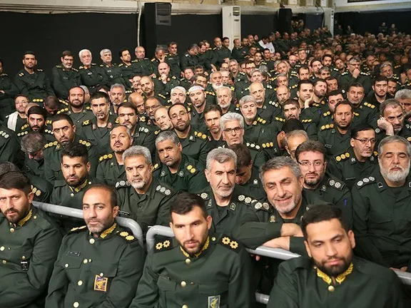 احتمال فرار سپاهیها به افغانستان؛ طالبان در حال بررسی پذیرش پناهجویان ایرانی است