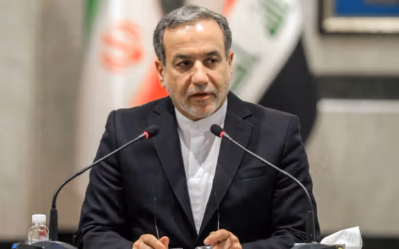 Araghchi says Iran ready for war, open to nuclear deal