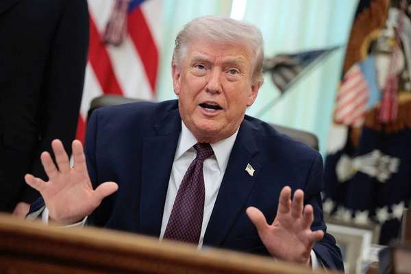 Trump holds off planned Iran strike as Arab allies buy Tehran time
