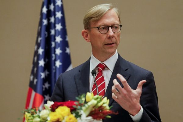 عودة برايان هوك إلى الخارجية الأميركية.. هل يعيد ترامب سياسة "الضغط الأقصى" ضد إيران؟