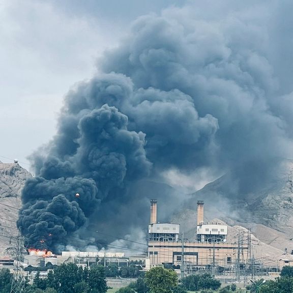 آتشسوزی در نیروگاه عباسپور اصفهان؛ دلیل انفجار مشخص نیست