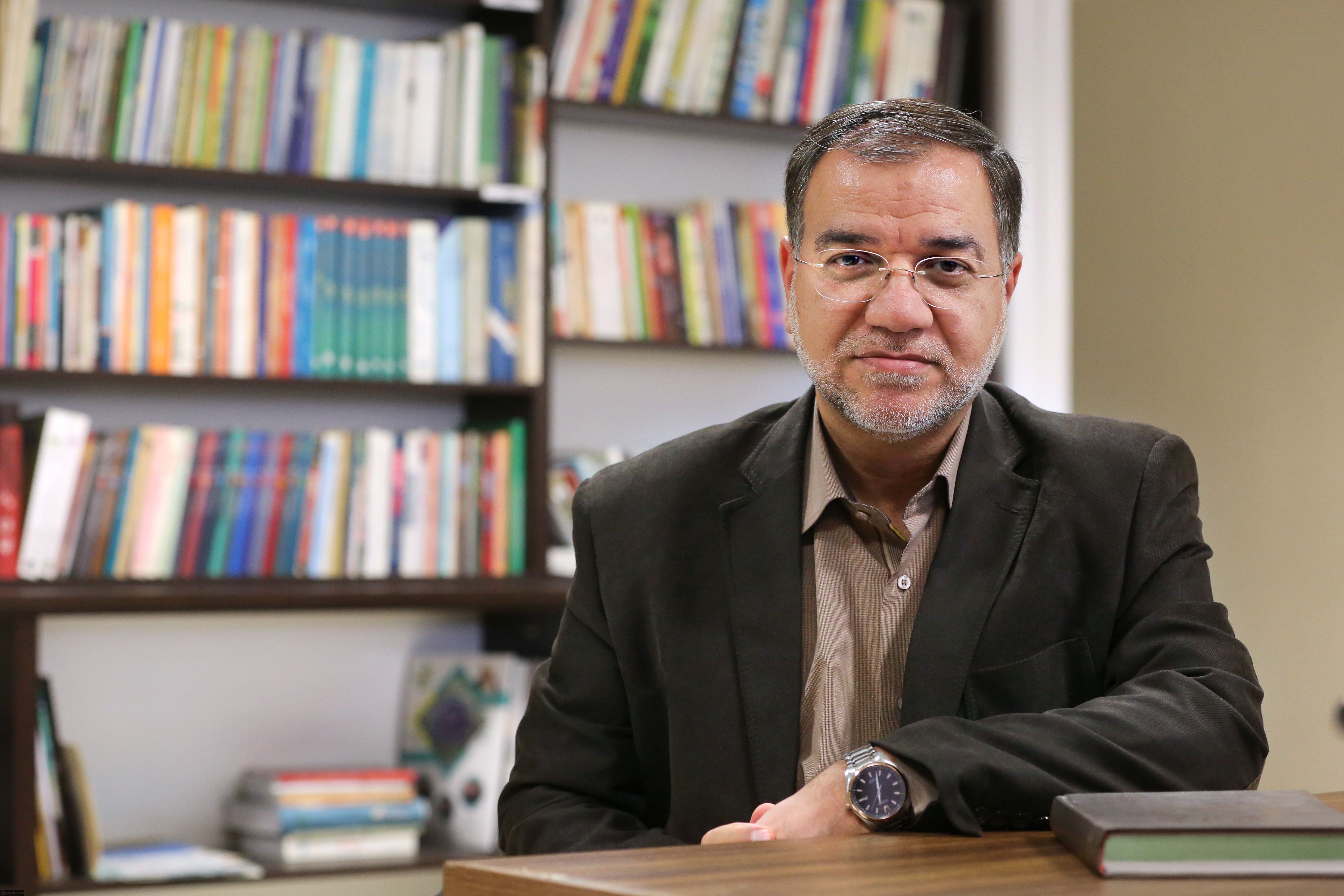عضو دفتر علی خامنه‌ای: مذاکرات فنی یک‌شنبه را به‌دلیل درگیری‌های اخیر لغو کردیم