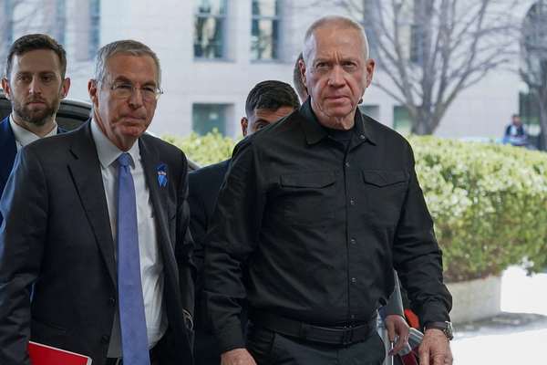Countries Scramble To Avert Iran, Israel Escalation