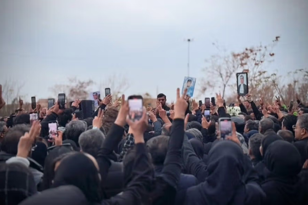 ههنگاو خبر داد؛ بازداشت ۵ شهروند دیگر بهعلت شرکت در مراسم هفتم خسرو علیکردی