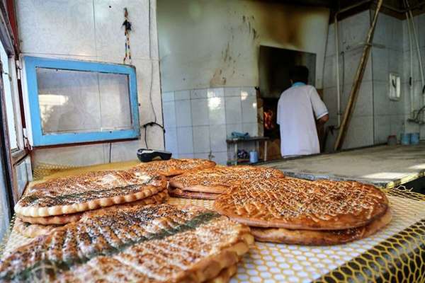 ارتفاع أسعار الخبز في طهران بأكثر من 50 في المائة