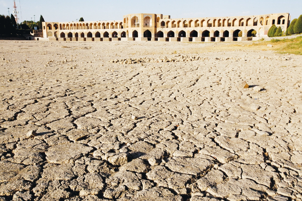 معاون پژوهشی دانشگاه صنعتی اصفهان: خشکی زایندهرود برای کل کشور خطرناک است