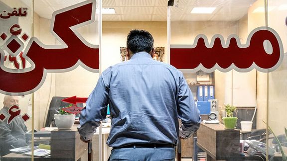 بعد زيادتها بأكثر من 50% خلافا للقانون.. "ارتفاع الإيجارات" يضاعف معاناة الإيرانيين