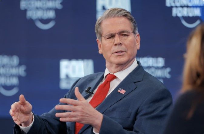 وزیر خزانه‌داری آمریکا: کارزار خشم اقتصادی آمریکا بودجه تهران برای «تروریسم» را مختل کرد