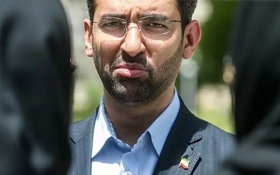 وزیر سابق ارتباطات: اپراتورها به فعالیتهای ایدئولوژیک روی آوردهاند