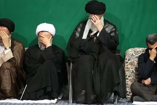 مكتب خامنئي: ترامب تراجع عن مواقفه الأولية بشأن المفاوضات