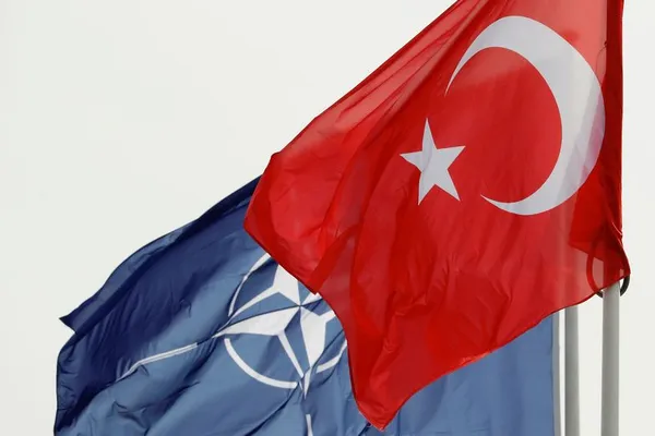 رهبران ناتو در نشست آنکارا بر جلوگیری از دستیابی ایران به سلاح هستهای تاکید خواهند کرد