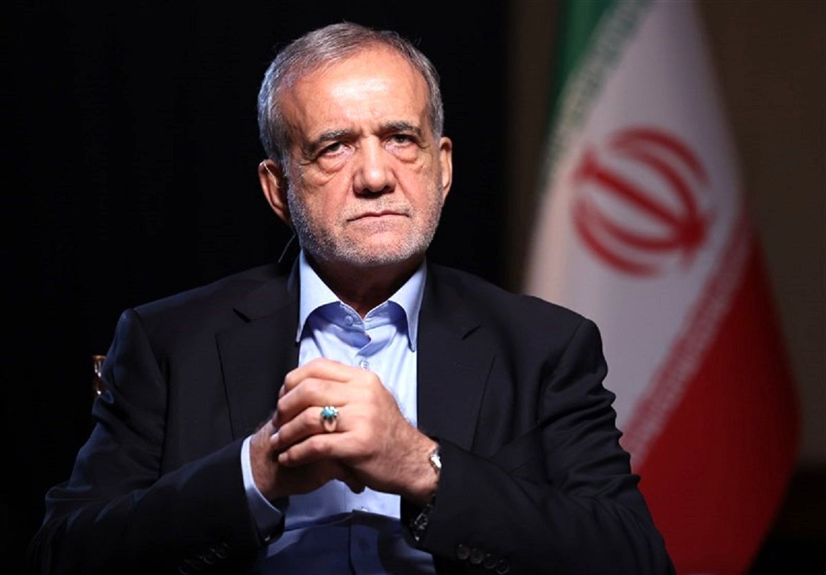 الرئيس الإيراني : من سيضمن أن إسرائيل لن تهاجمنا؟