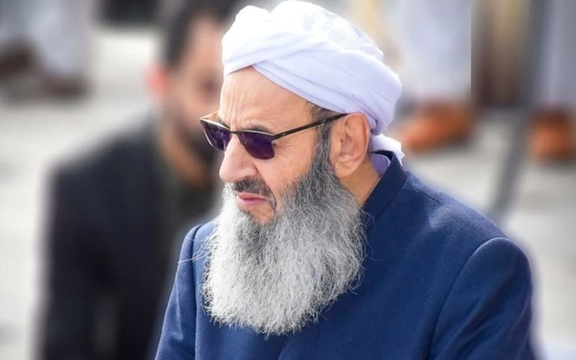 مولوی عبدالحمید: سقوط بشار اسد آرزوی دیرینه مردم سوریه بود