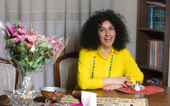 در آستانه مراسم اهدای جایزه نوبل صلح، نرگس محمدی خبر داد اعتصاب غذا میکند