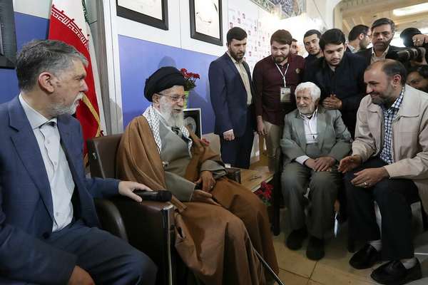 IRGC Official Says Media In Iran Should Extol The Supreme Leader