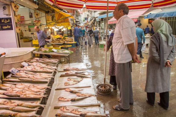 رییس اتحادیه فروشندگان مرغ و ماهی: قیمت ماهی و میگو در دو سال اخیر دو برابر شده