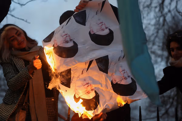 سیاستمداران اروپایی از پایان قریبالوقوع جمهوری اسلامی یا ضرورت سرنگونی آن خبر میدهند