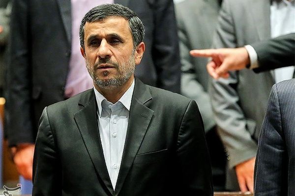 أميركا تفرض عقوبات على استخبارات نظام طهران.. ورئيس إيران الأسبق أحمدي نجاد