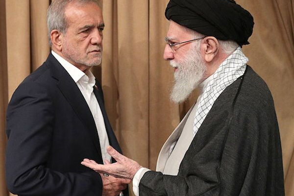 الرئيس الإيراني: لو أصاب المرشد مكروه في الحرب مع إسرائيل لوقعنا في صراع داخلي