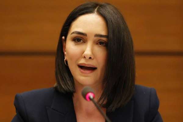 المعارضة والممثلة الإيرانية نازنين بنيادي لبريطانيا: ادعموا المتظاهرين بدل مضايقتهم