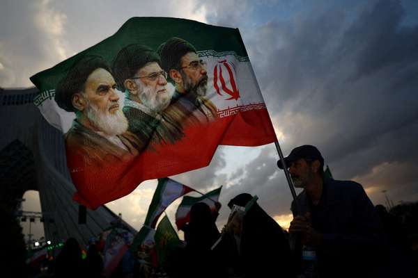 سرنگونی حکومت ایران نیازمند صبر است، اما این صبر «بیپایان» نیست