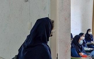 پدر آرزو خاوری درباره خودکشی دخترش: مدیر میخواست بهدلیل شلوار جین و رقصیدن تنبیهش کند