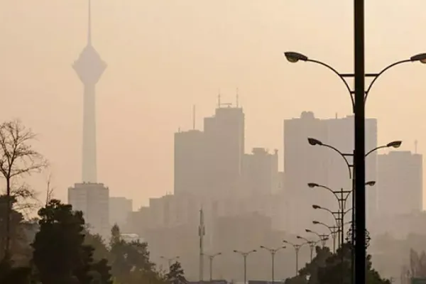 مشاور پیشین سازمان محیط زیست ایران: با پول ۱۰ موشک میشود مازوتها را استاندارد کرد