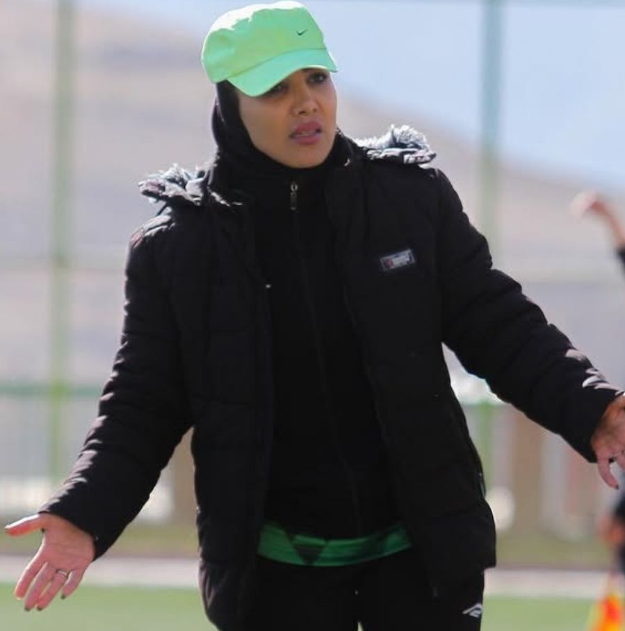 همراهی ملی‌پوشان فوتبال و فوتسال زنان با اعتراضات سراسری: تا وطن بیمار است هیچ جشنی نداریم