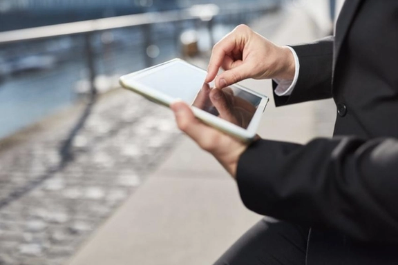 استفاده از پیامرسانهای خارجی برای فعالیتهای آموزشی ممنوع شد