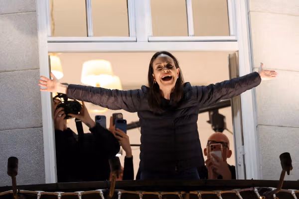 Iranian dissident meets Venezuelan Nobel laureate, cites shared struggle