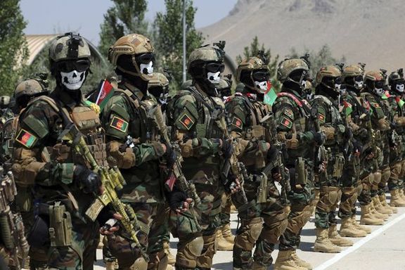 تعداد قابل توجهی از کماندوهای ویژه افغان با تجهیزات نظامی به ایران گریختهاند