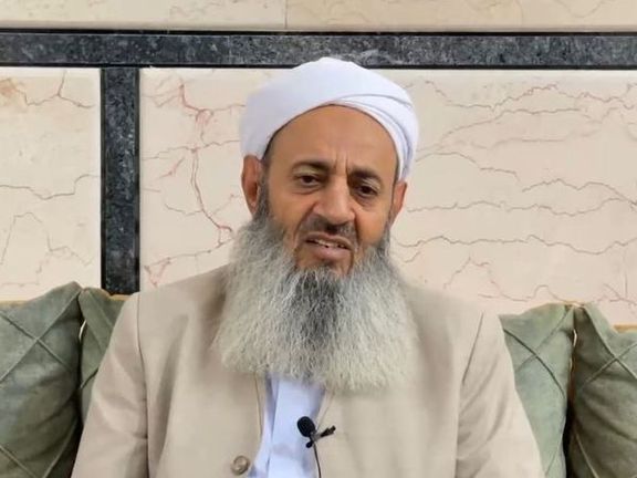 مولوی عبدالحمید از رسیدگی نشدن به پرونده جمعه خونین زاهدان گلایه کرد