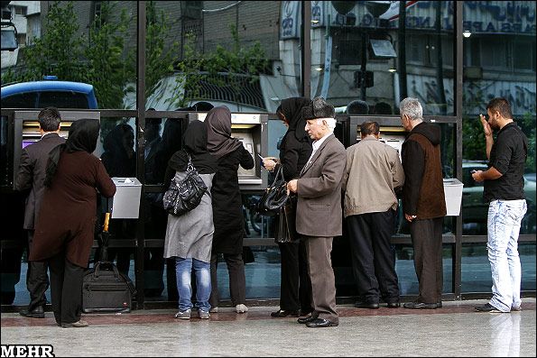 Iranians report banking disruptions as cards and POS payments fail